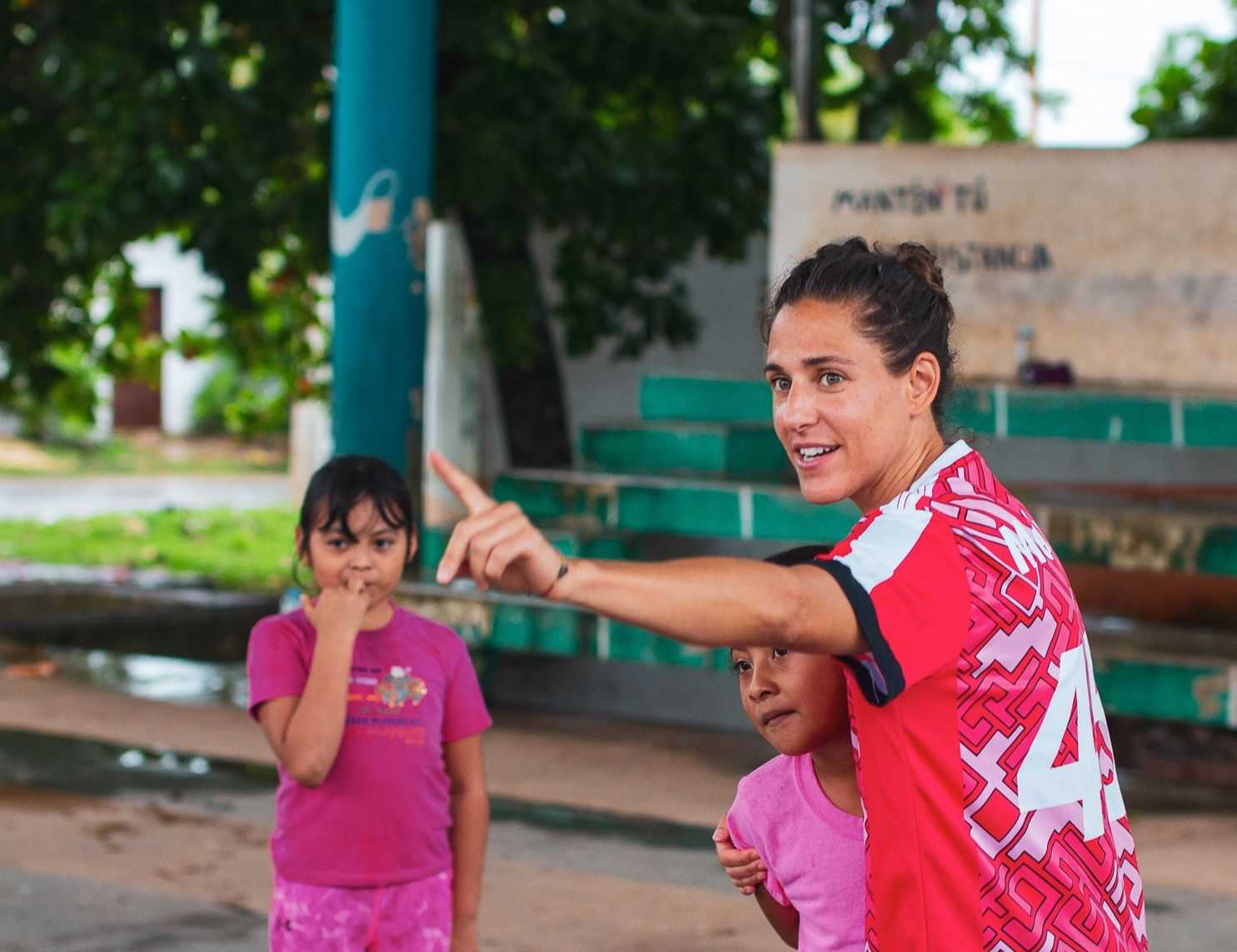 Vero Boquete, Girls United